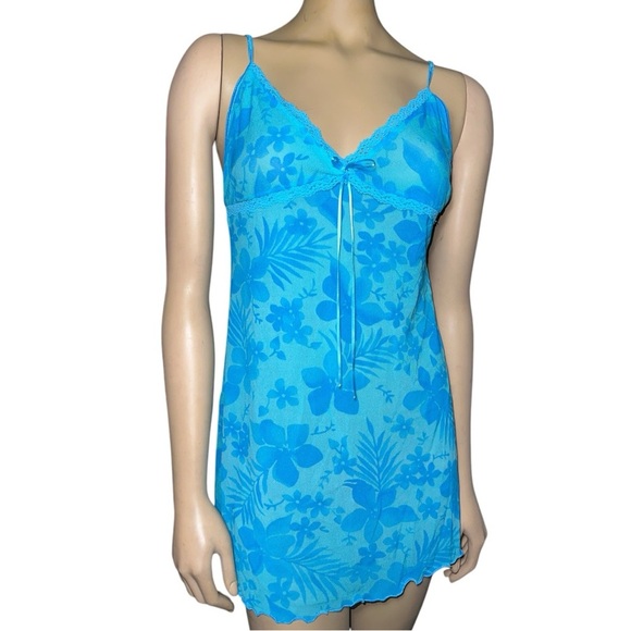 Vintage Frederick’s of Hollywood Women's Hawaiian floral print nightgown size L - Picture 1 of 10